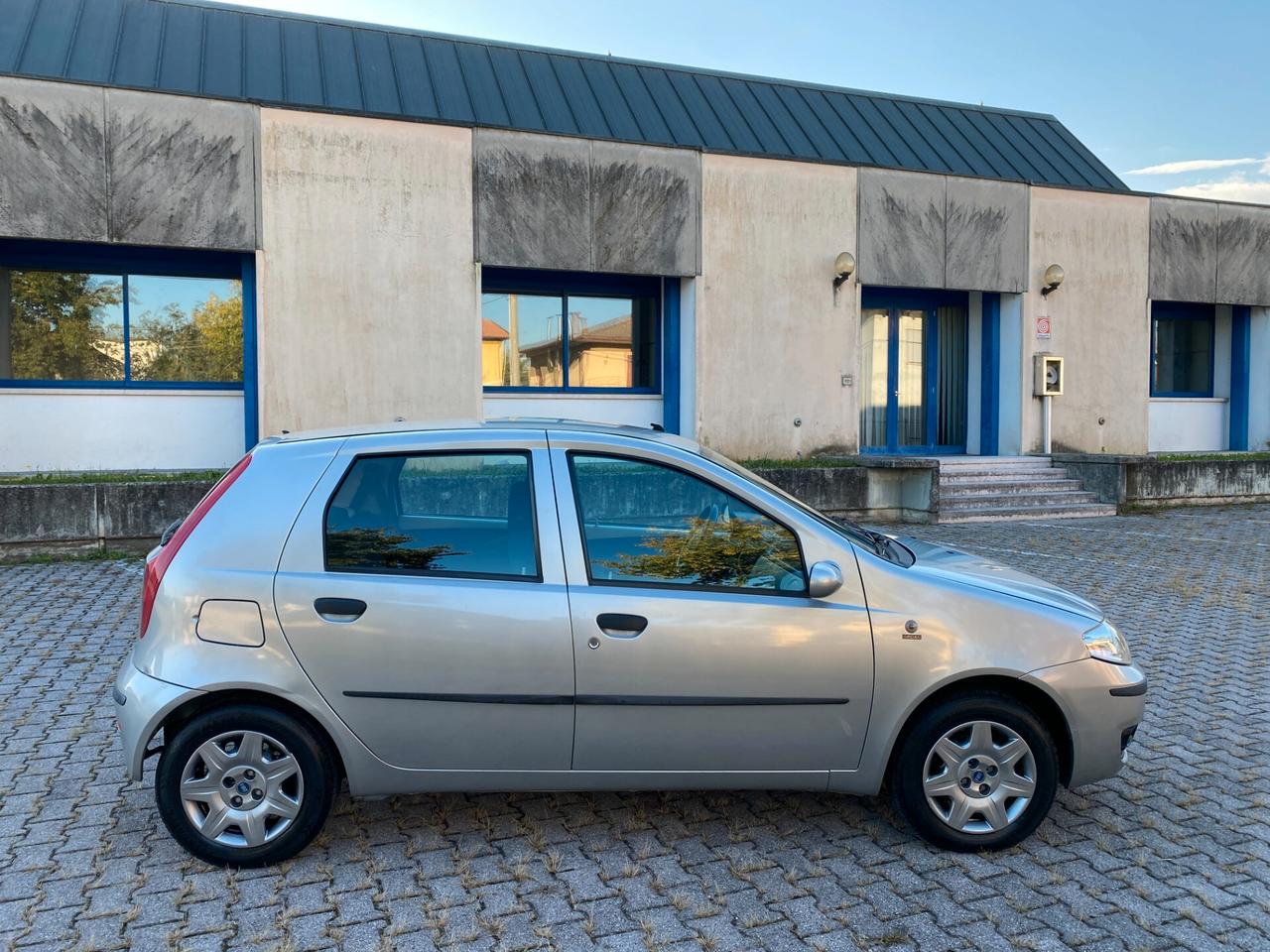 Fiat Punto 1.2i Dynamic 87.000Km!