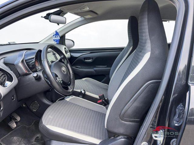 TOYOTA Aygo Connect 1.0 VVT-i 72 CV 5 porte x-play MMT