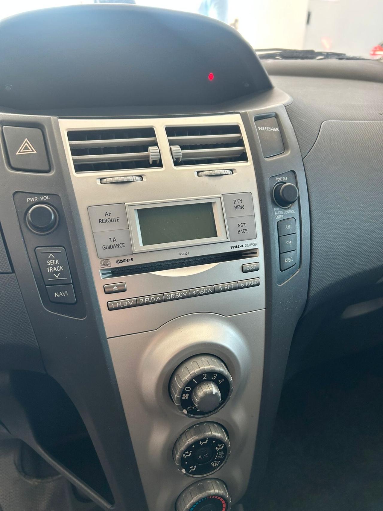 Toyota Yaris 1.0B X NEOPATENTATI 2006