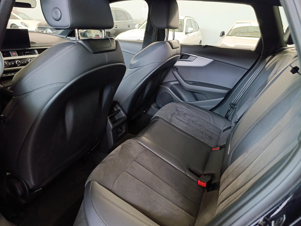 Audi A4 Avant 40 2.0 tdi mhev Business Advanced 204cv s-tronic