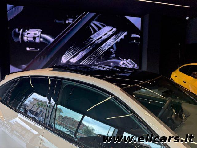 AUDI RS Q3 SPB quattro S tronic