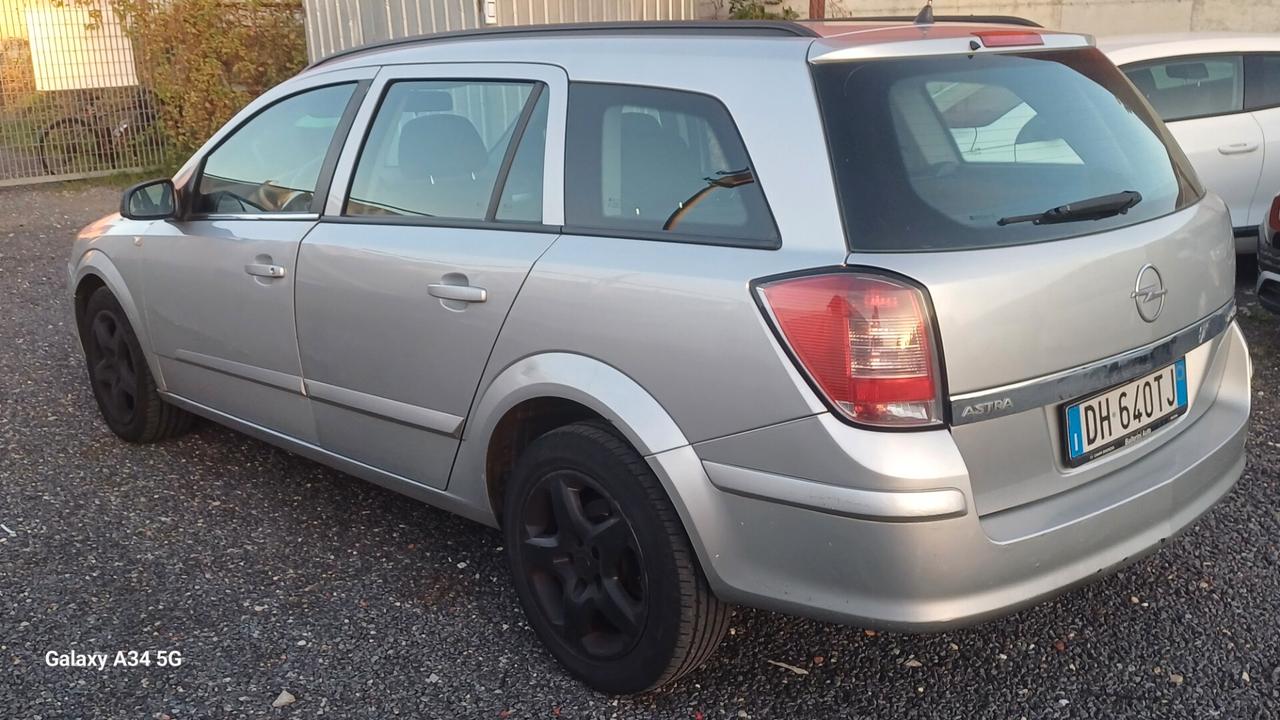 Opel Astra 1.7 CDTI 101CV Station Wagon Cosmo