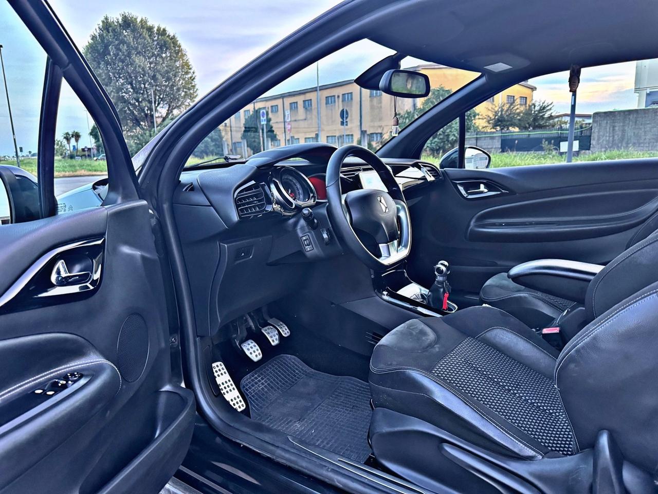 Citroen Ds DS3 3 1.6 HDi 90 So Chic