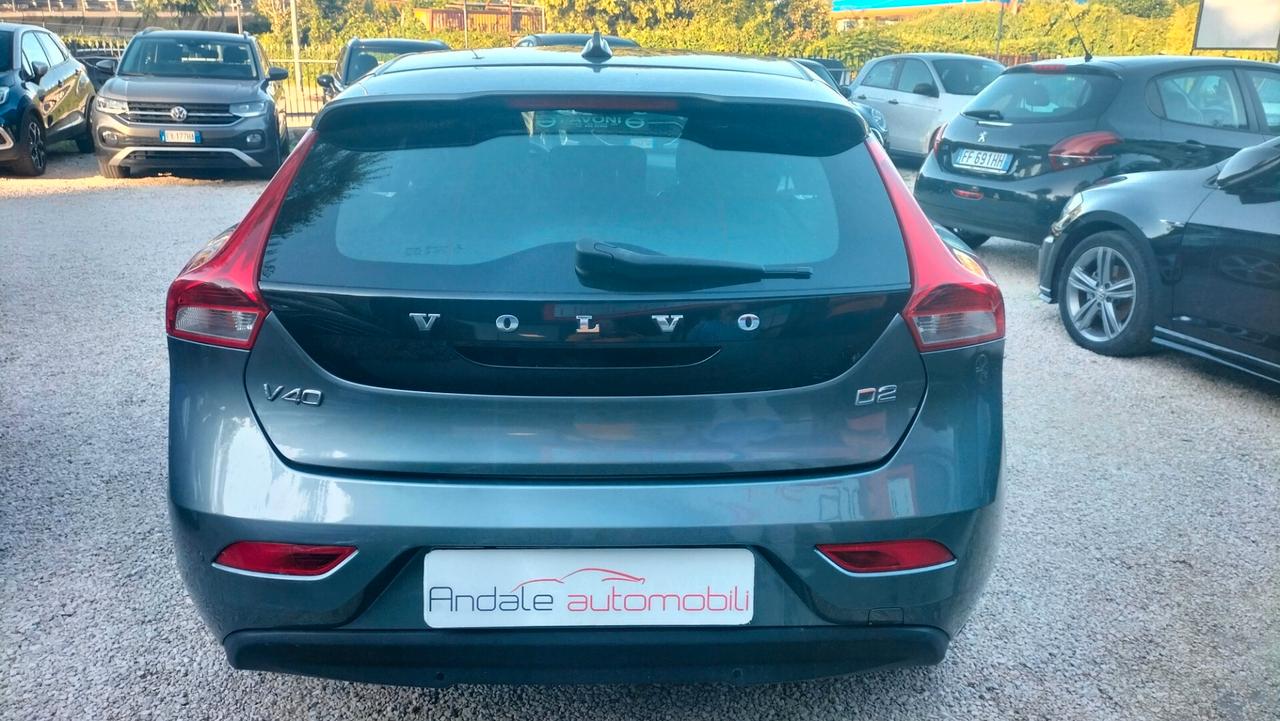 Volvo V40 D2 Momentum **130000KM** PREZZO REALE