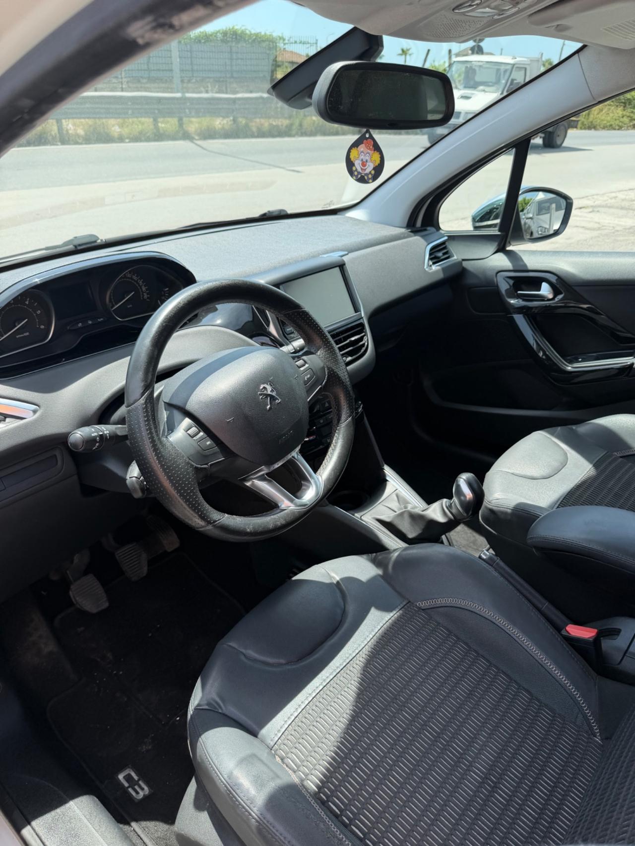 Peugeot 208 1.4 HDi 68 CV 3 porte Access