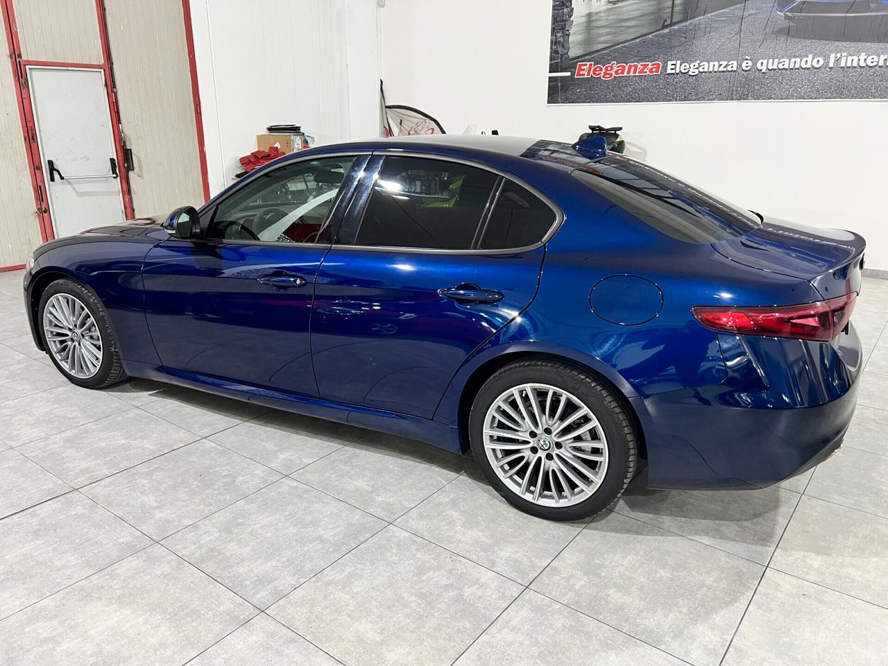 Alfa Romeo Giulia 2.2 160 CV - AT8 Executive - 2019