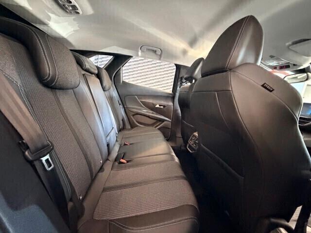 Peugeot 3008 BlueHDi 130 S&S Allure 2021