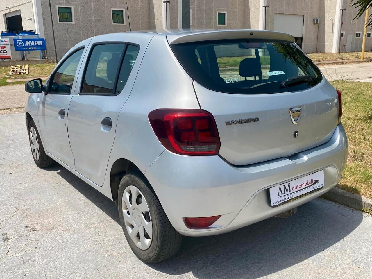 Dacia Sandero 1.5 dCi 8V 75 CV *gancio traino