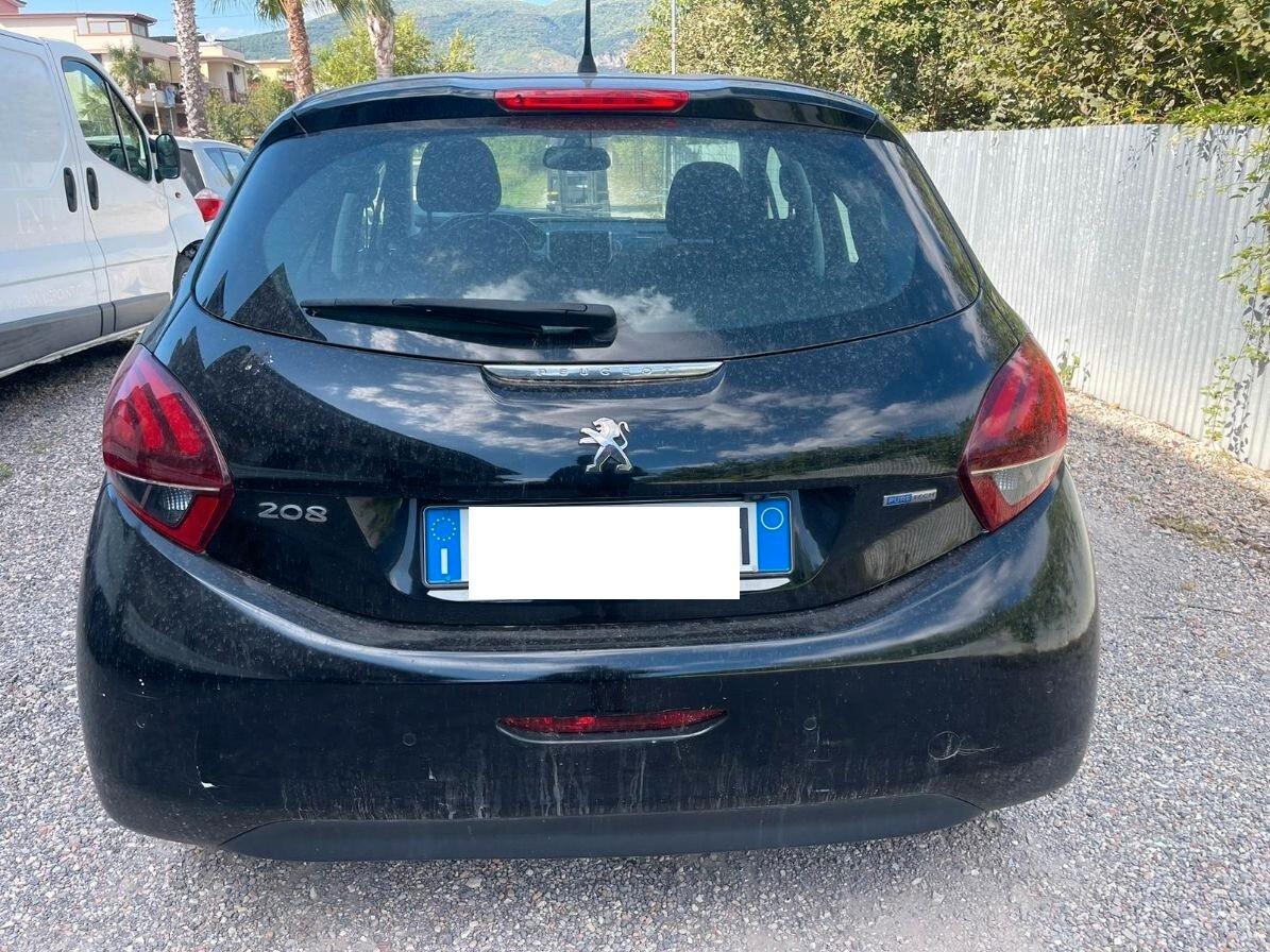 Peugeot 208 PureTech 82 5p. GPL Allure