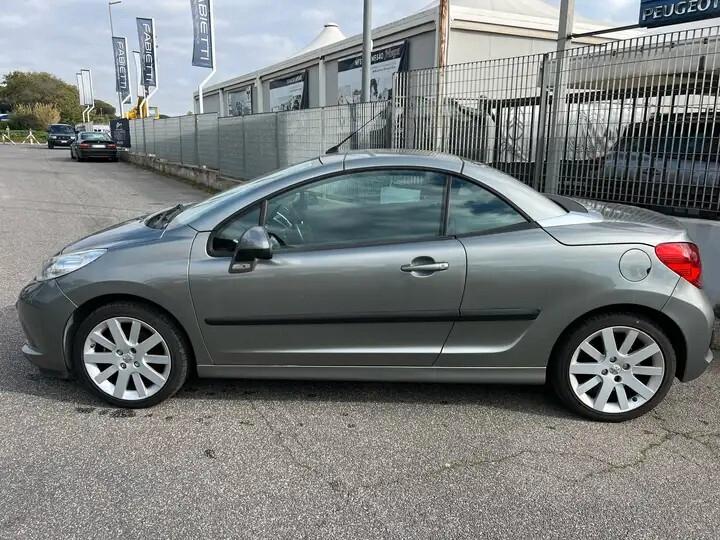 Peugeot 207 1.6 HDi 110CV CC Féline 8v