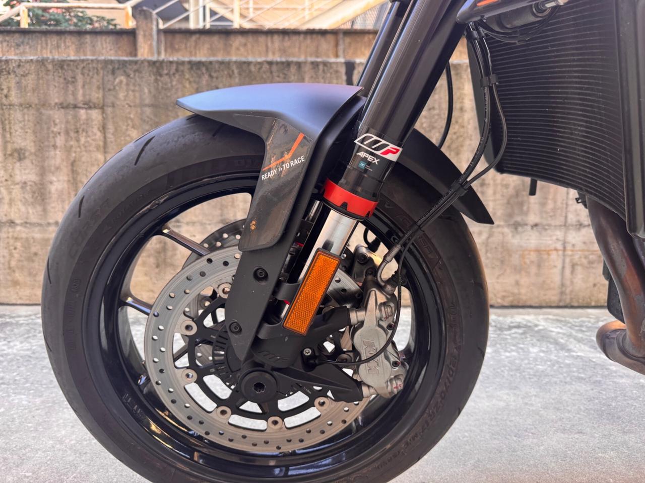 Ktm 890 Duke KM 8000