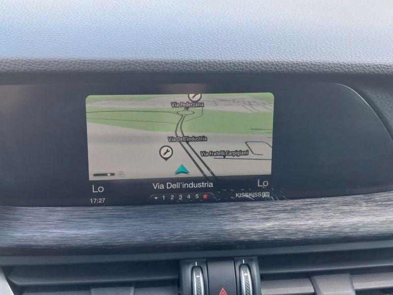 Alfa Romeo Stelvio 2.2 Turbo Diesel 160CV AT8 RWD Business