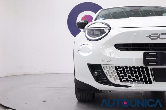FIAT 600 HYBRID 100 CV DCT MHEV FARI LED