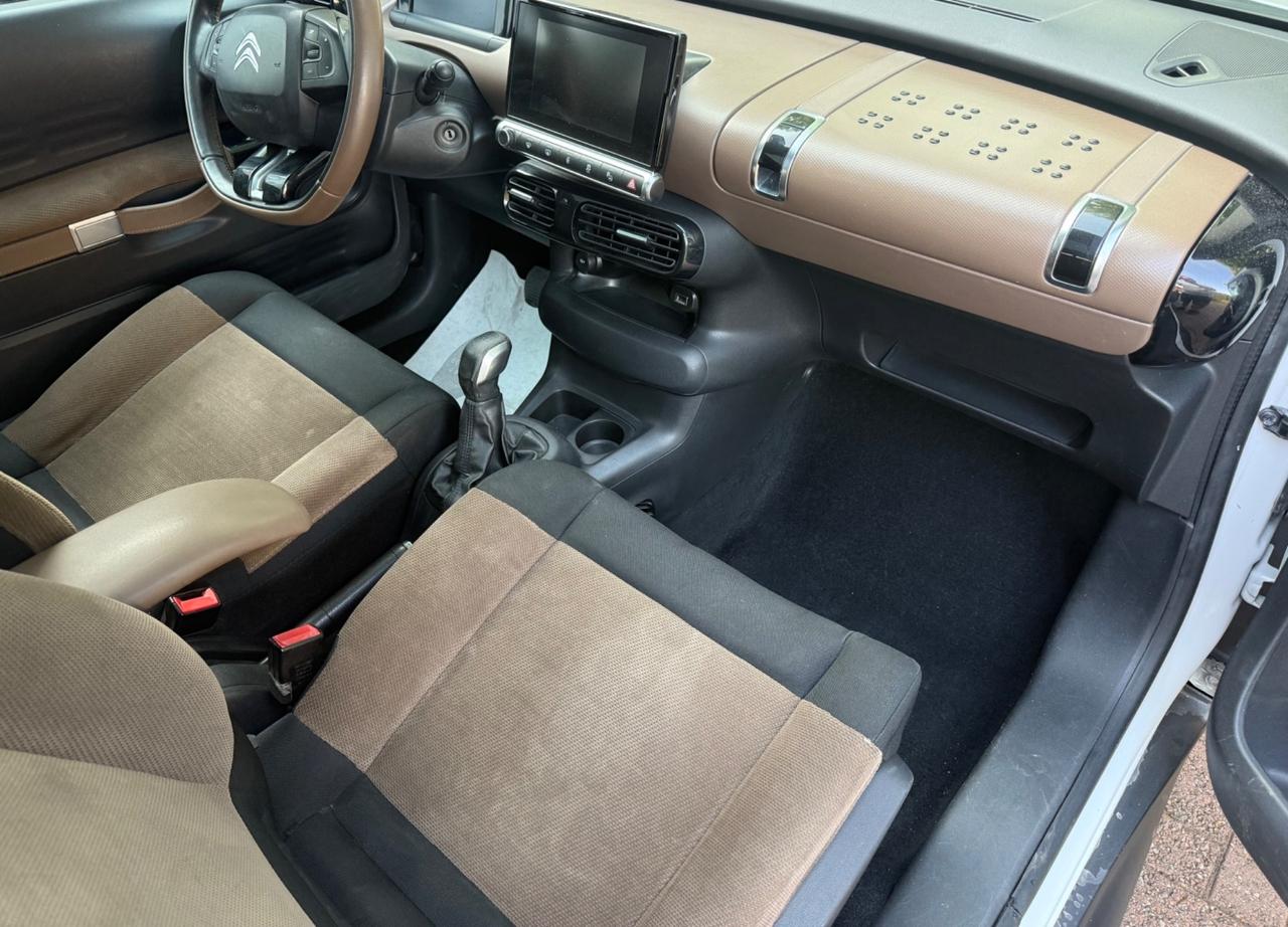 Citroen C4 Cactus PureTech 82 Shine Edition