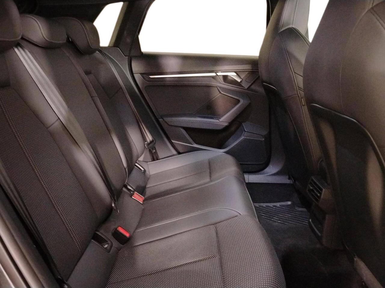 Audi A3 Sportback 35 2.0 tdi S line Edition