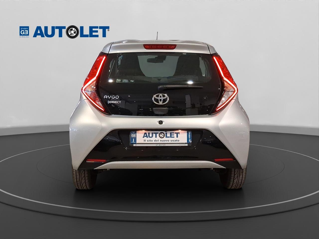 Toyota Aygo Connect 1.0 VVT-i 72 CV 5 porte x-play MMT