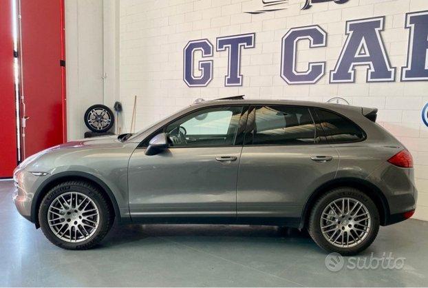 PORSCHE Cayenne 3.0 Diesel * 210.000 km TUTTA TA