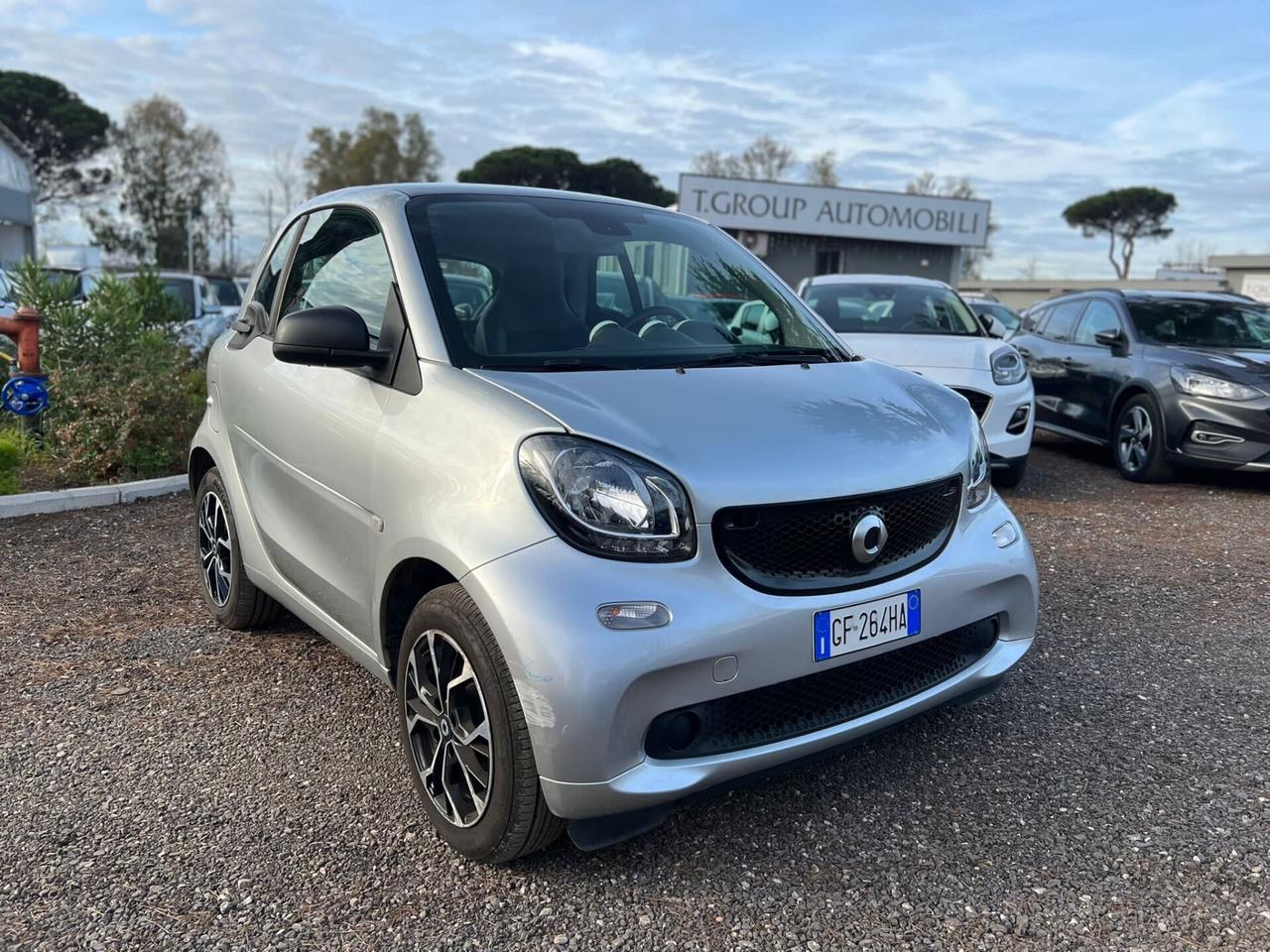 Smart ForTwo 70 1.0 twinamic Youngster pelle navi