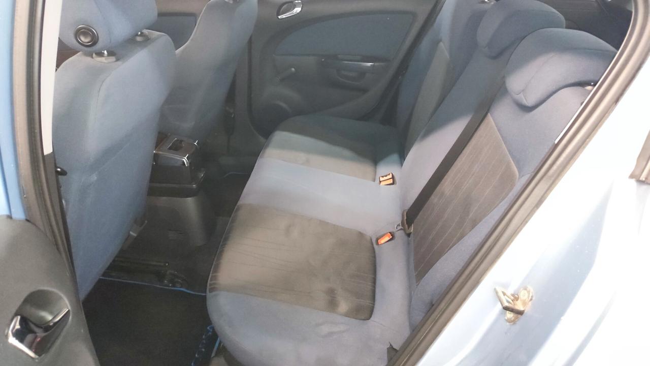 Opel Corsa 1.2 5 porte Cosmo