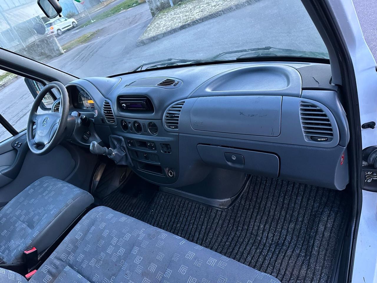 Mercedes Benz 9 posti cc 2.7 modello 616