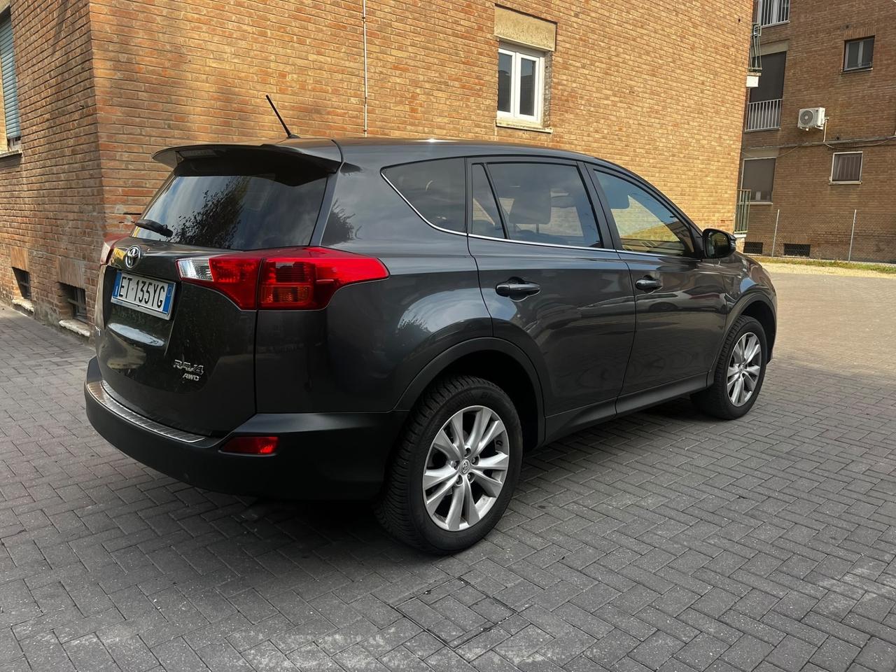 Toyota RAV 4 RAV4 2.2 D-4D 4WD Style