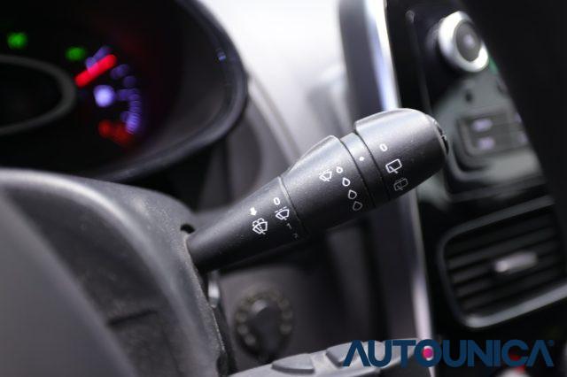 RENAULT Clio TCE 12V 75 CV 5 PORTE GENERATION NEOPATENTATI