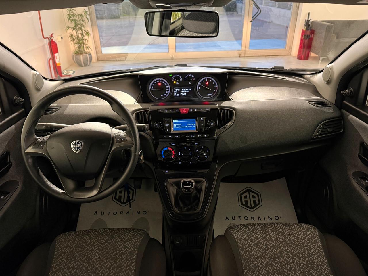 Lancia Ypsilon 1.2 69 CV 5 porte GPL Ecochic Elefantino Blu