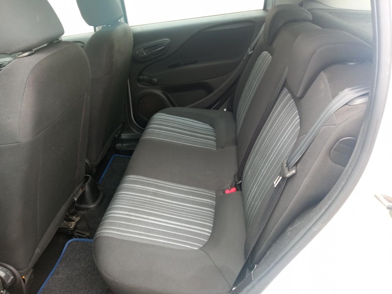 FIAT PUNTO EVO 1.2 OK NEOPATENTATI