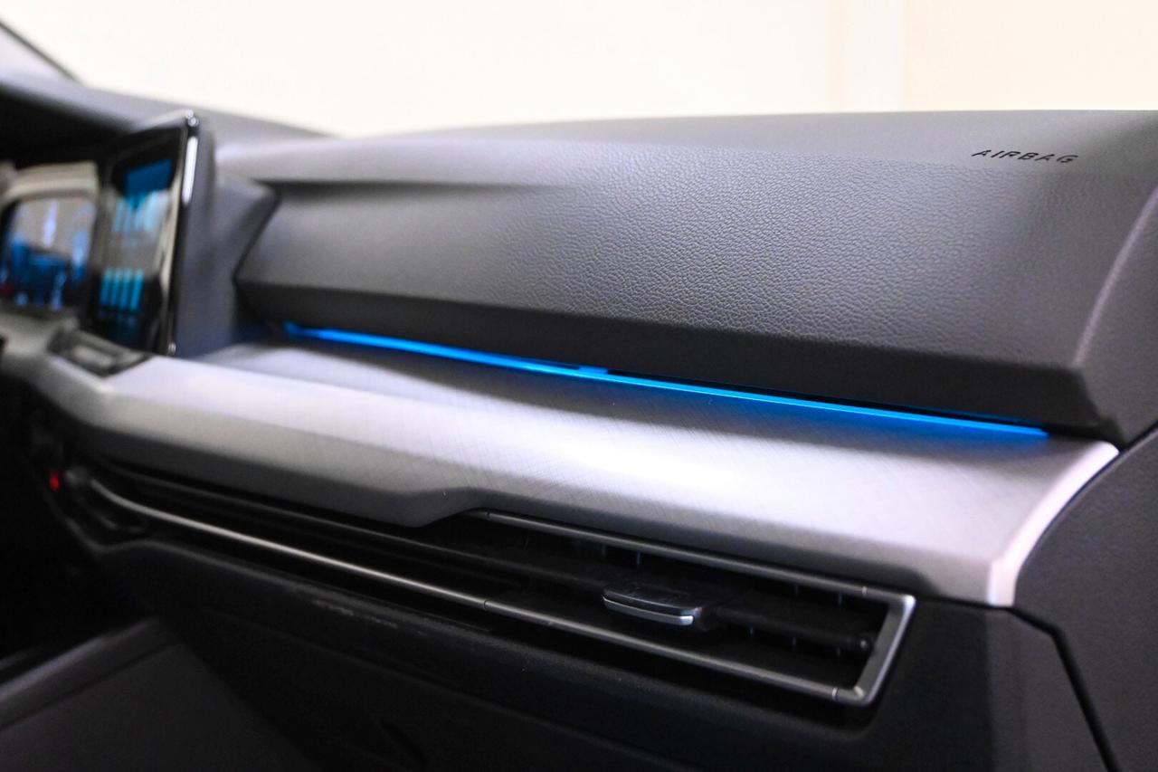 VOLKSWAGEN Golf 8ª serie Golf 1.0 TSI EVO Life