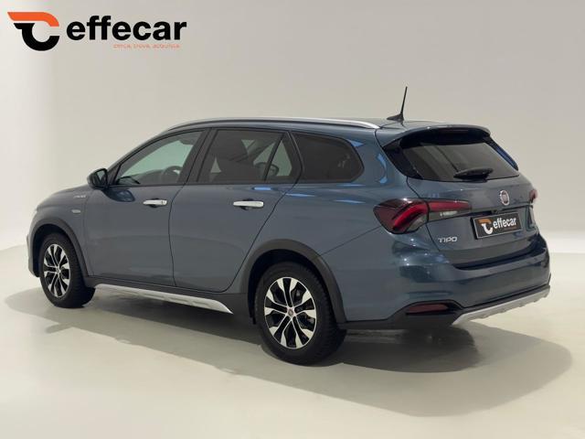 FIAT Tipo 1.5 Hybrid DCT SW Cross