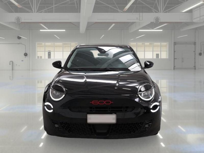 FIAT 600 ELETTRICA 84 CV RED SUV