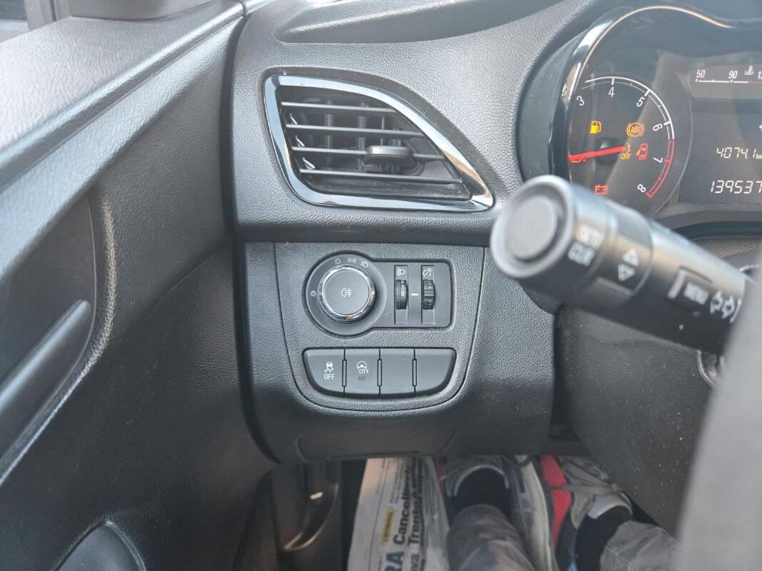 Opel Karl 1.0 N-Joy 75cv