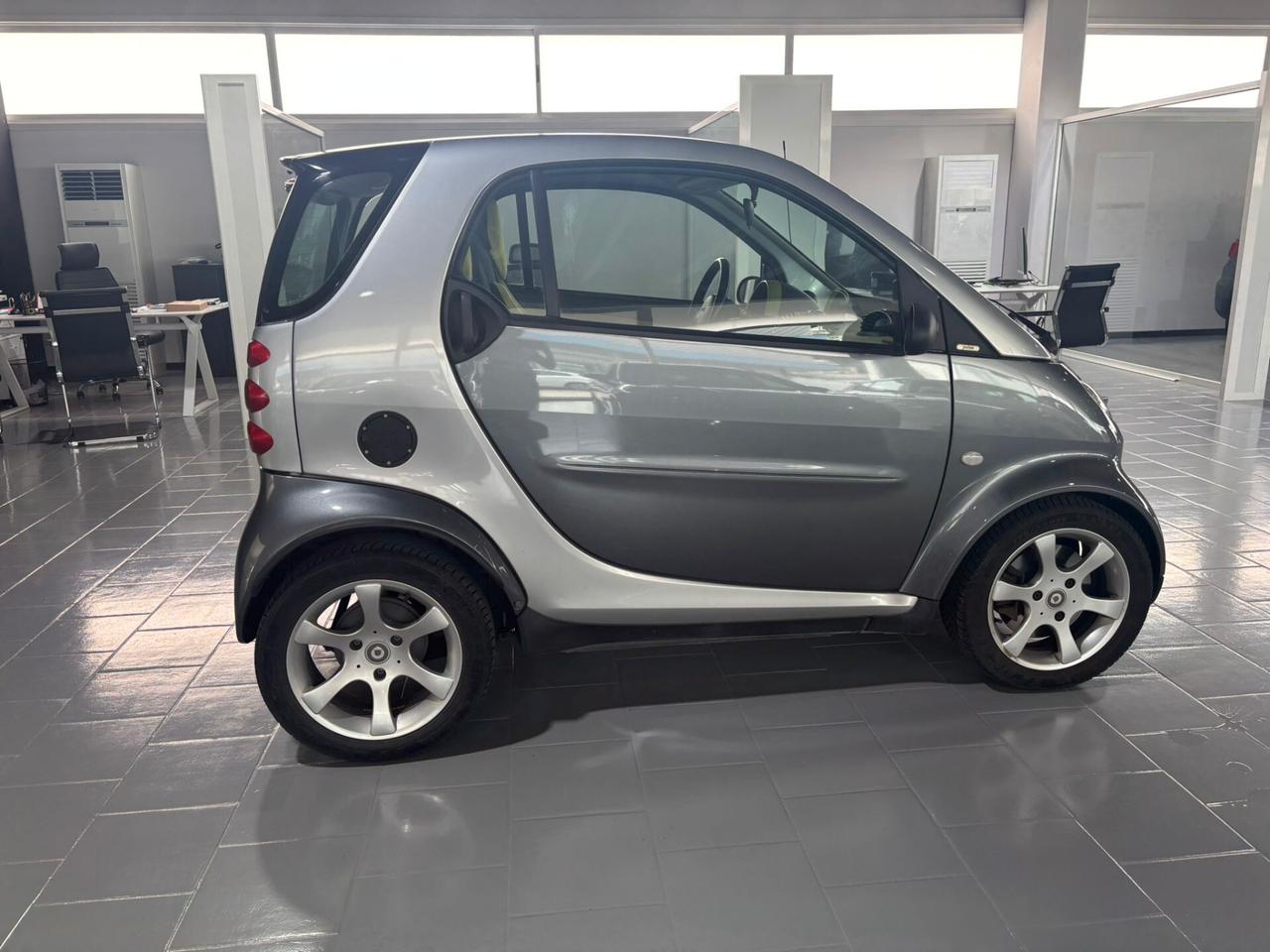 Smart ForTwo 700 coupé pulse (45 kW)