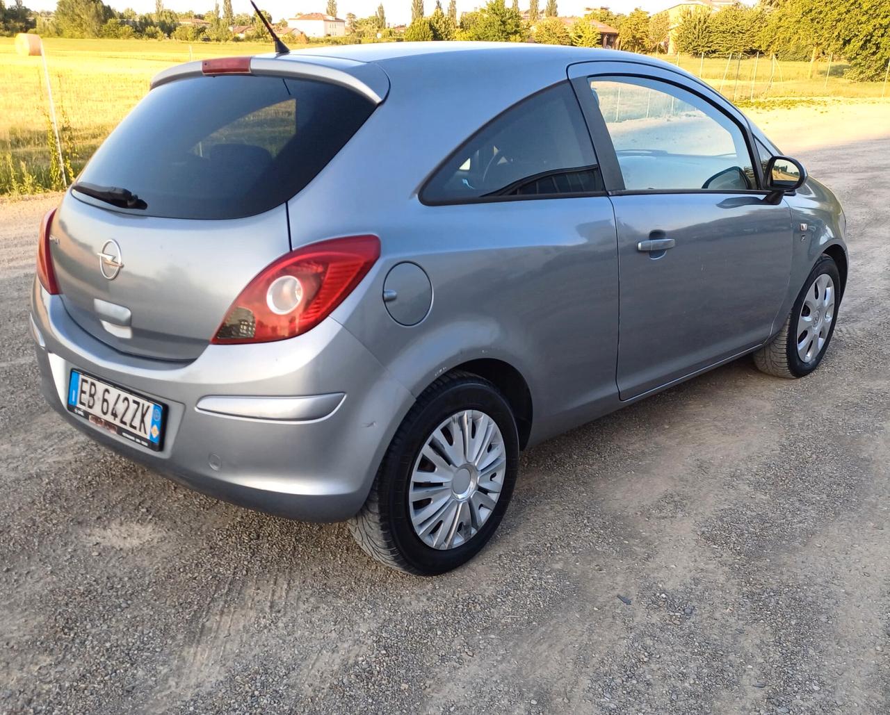 Opel Corsa 1.2 Benzina 3 porte Sport
