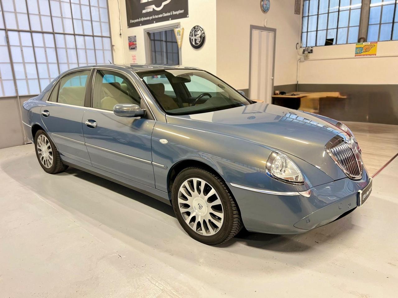 Lancia Thesis 2.0 turbo 20V Executive