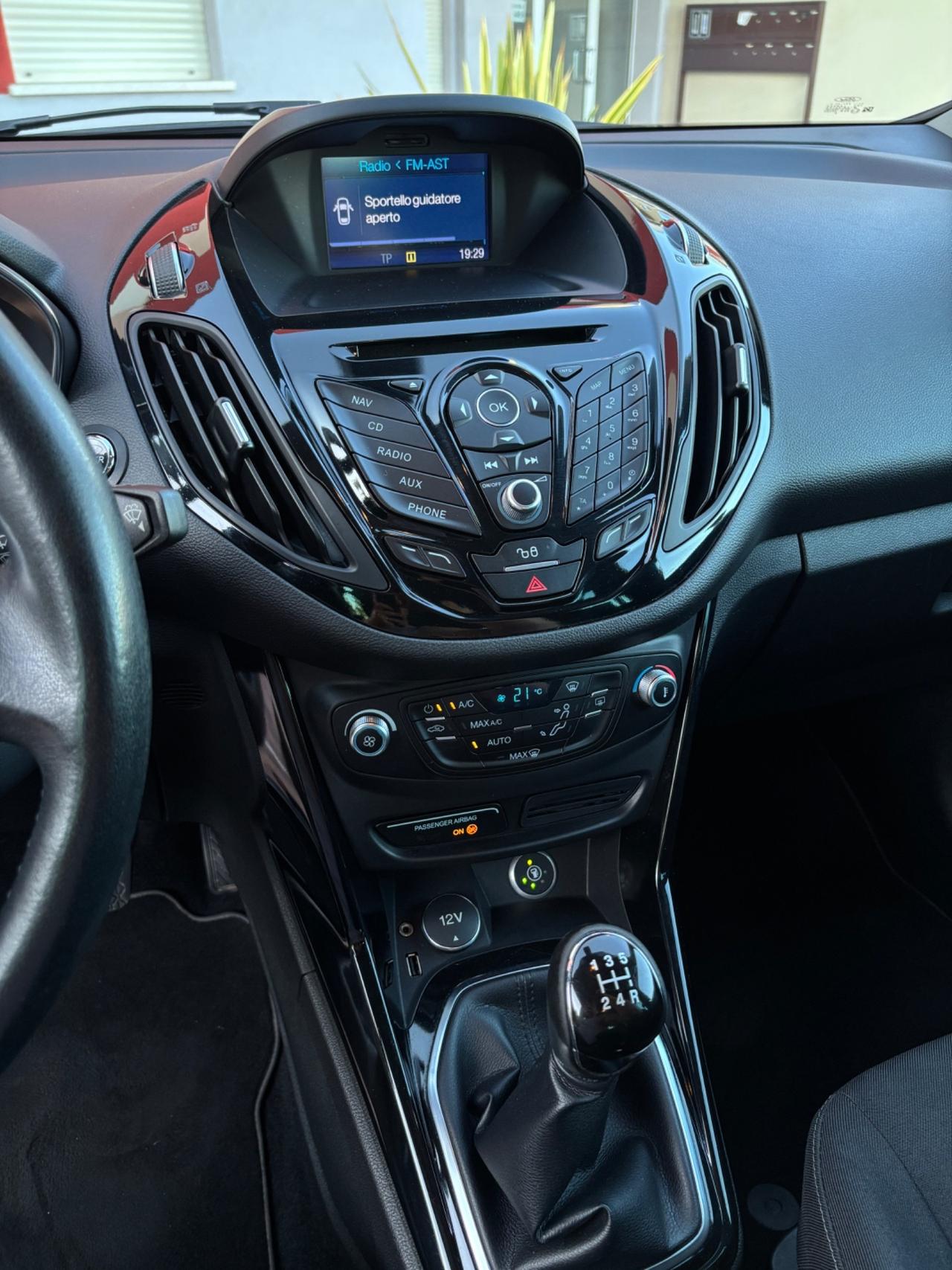 Ford B-Max 1.4 GPL Titanium