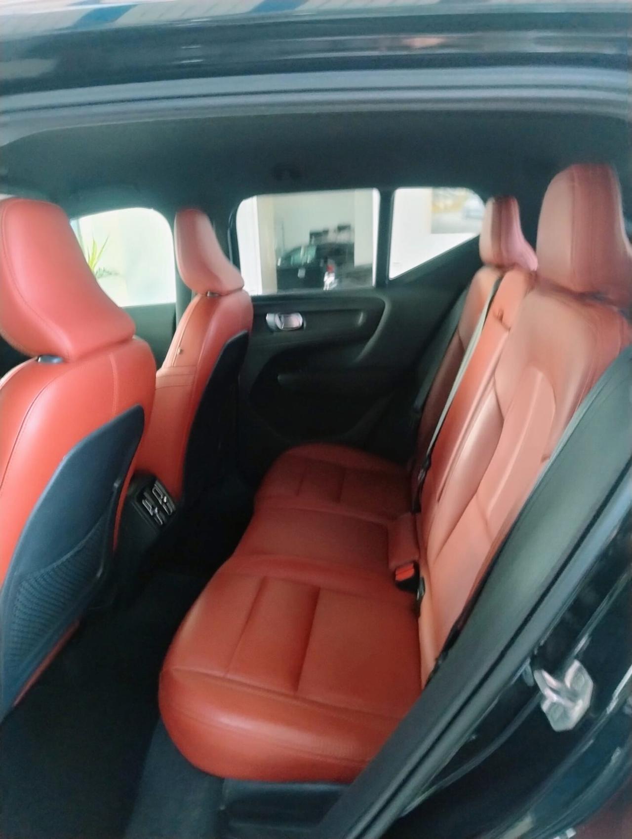 Volvo XC40 D3 Geartronic Inscription Autocarro N1
