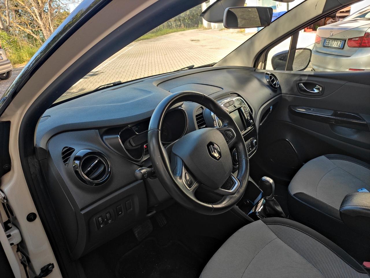 Renault Captur dCi 8V 90 CV Automatica