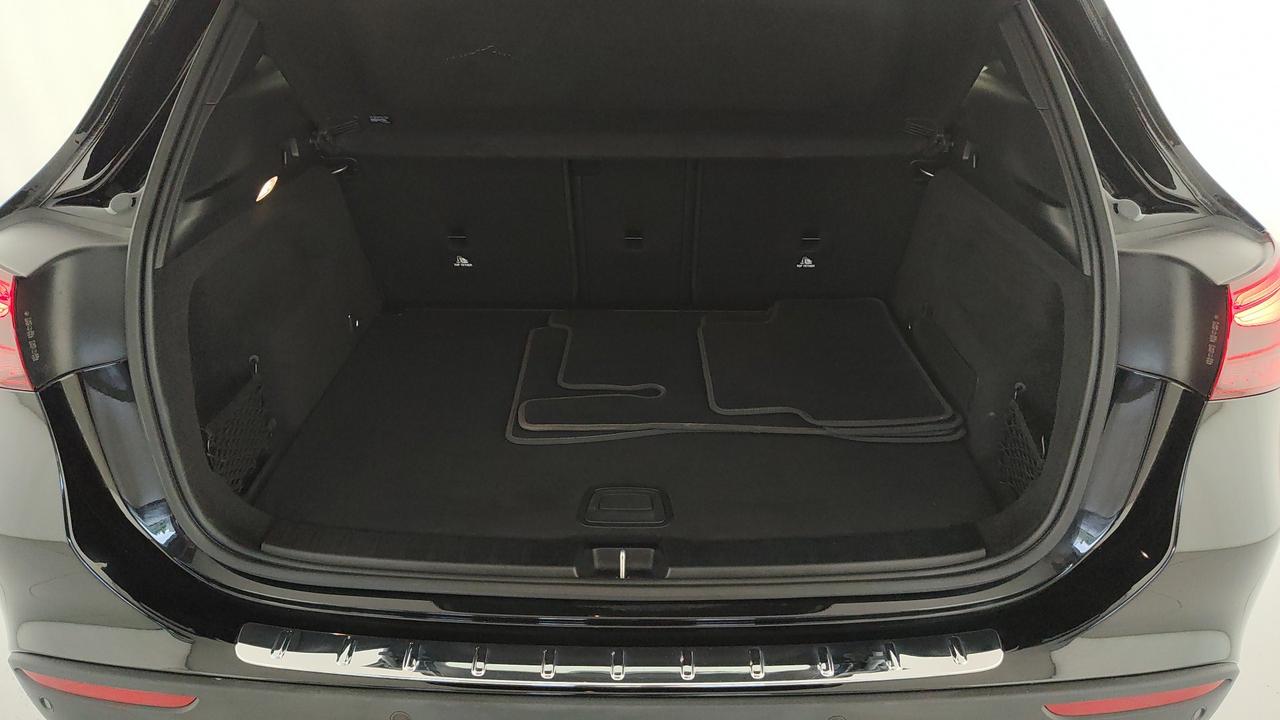 Mercedes-Benz GLA 180 d Advanced auto