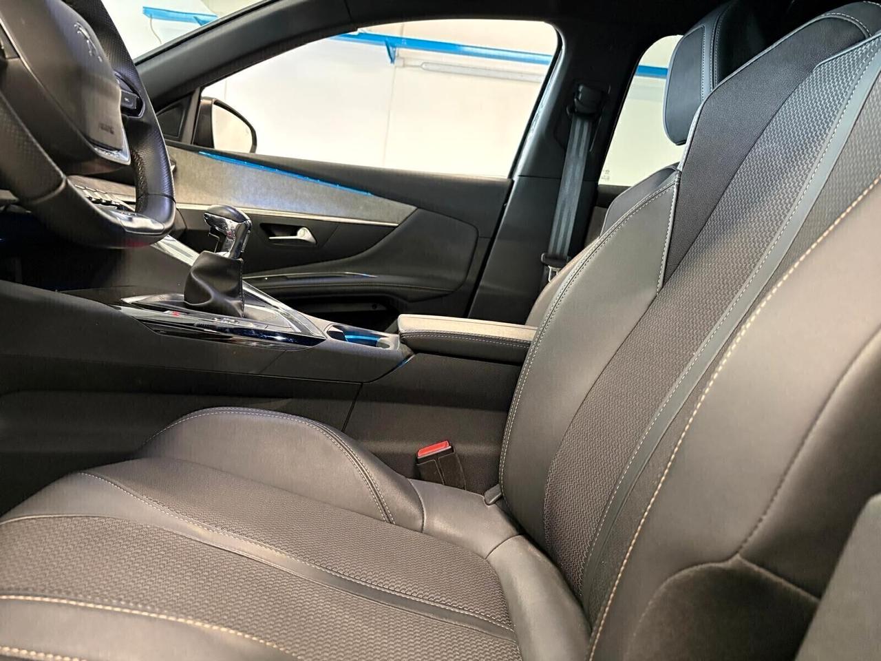 Peugeot 3008 GT PureTech Turbo 130 6mt SPOTICAR