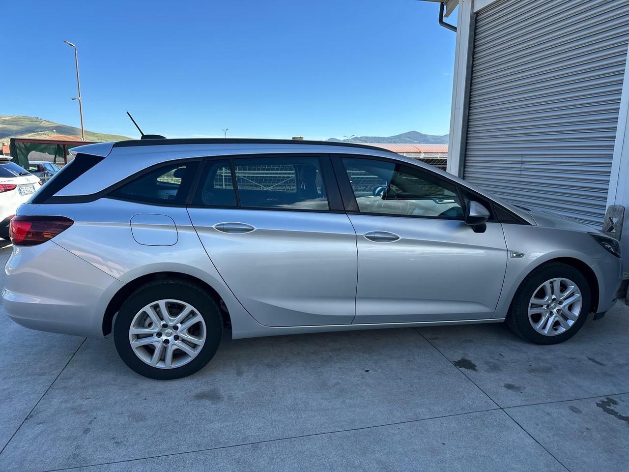 Opel Astra 1.6 CDTi 110CV Start&Stop Sports Tourer Business