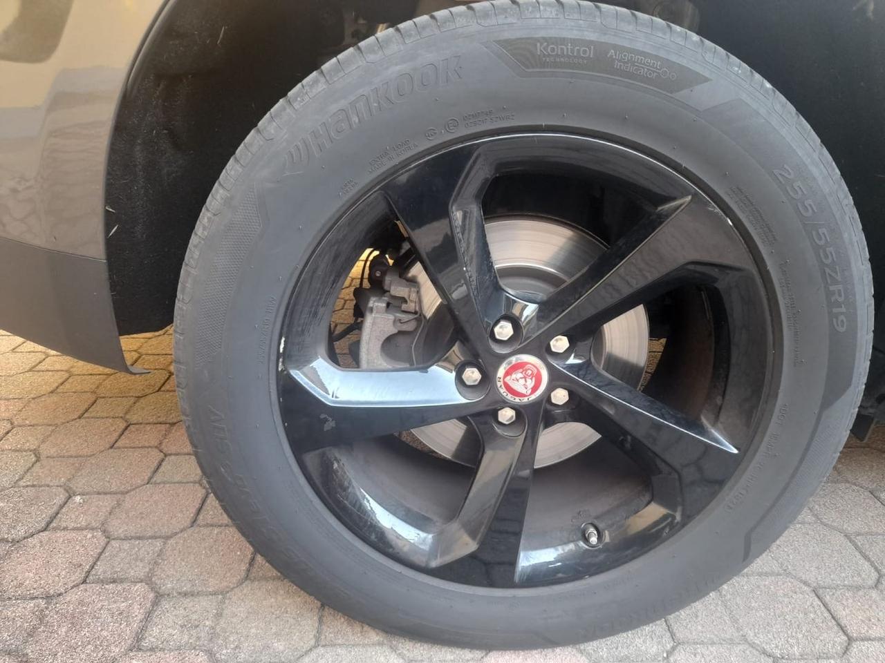 Jaguar F-Pace 2.0 20d Turbo #7015