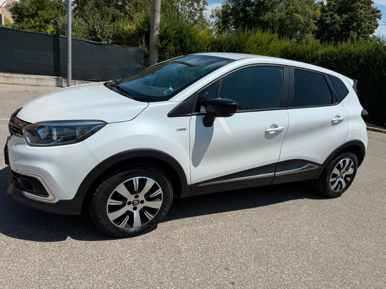 Renault Captur 1.5 dci - NEOPATENTATI - 12 MESI DI GARANZIA -