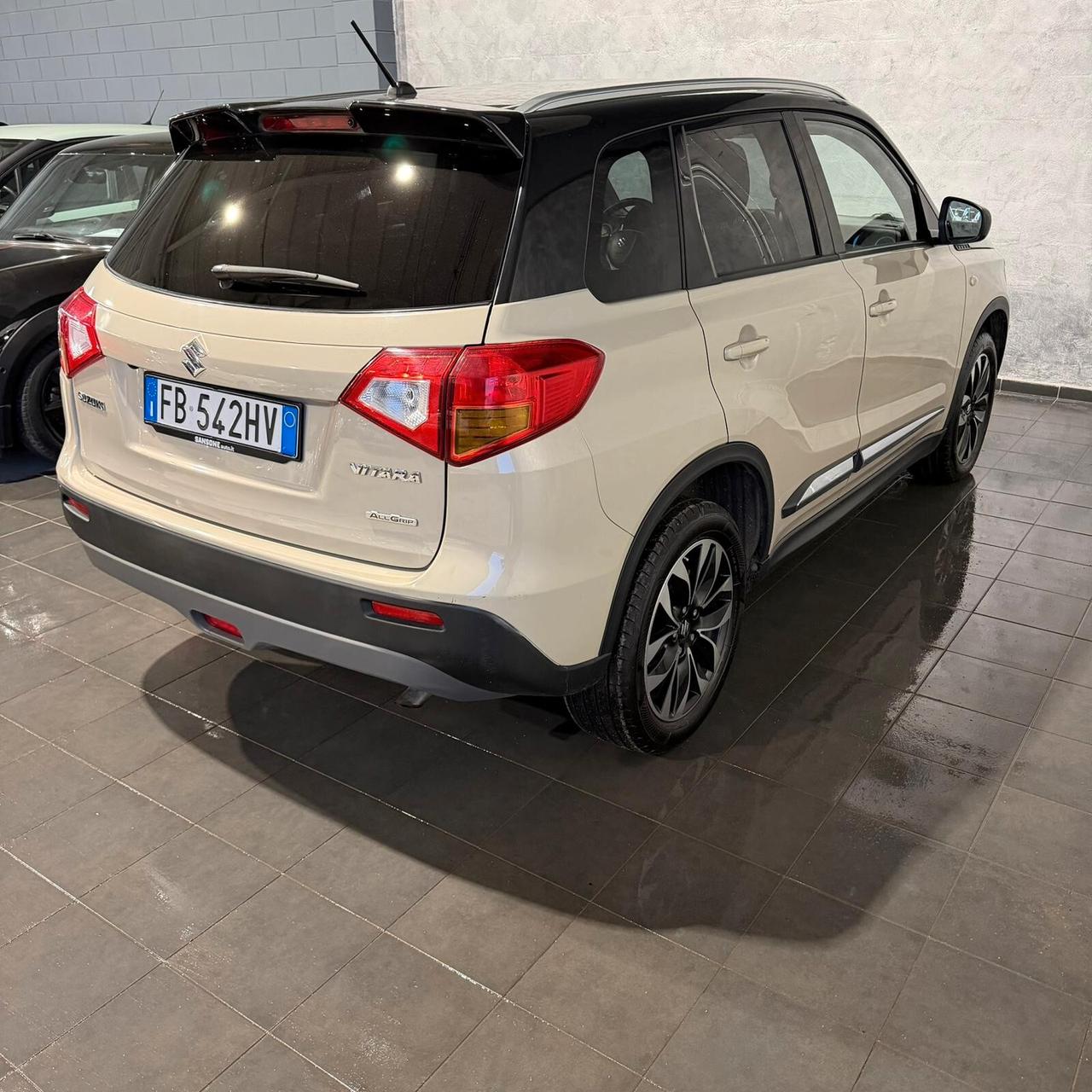 Suzuki Vitara 1.6 DDiS 4WD AllGrip V-Top