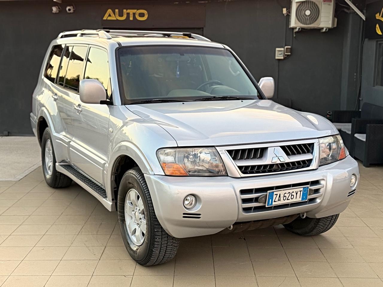 Mitsubishi Pajero 3.2 DI-D 16V aut. 5p. Instyle DPF