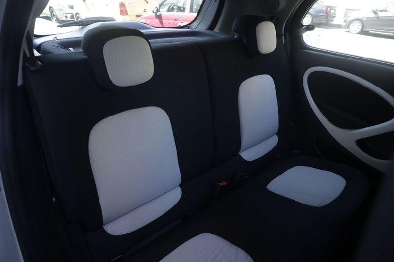 smart forfour smart forfour 90 0.9 66kW TURBO passion Unicoproprietario