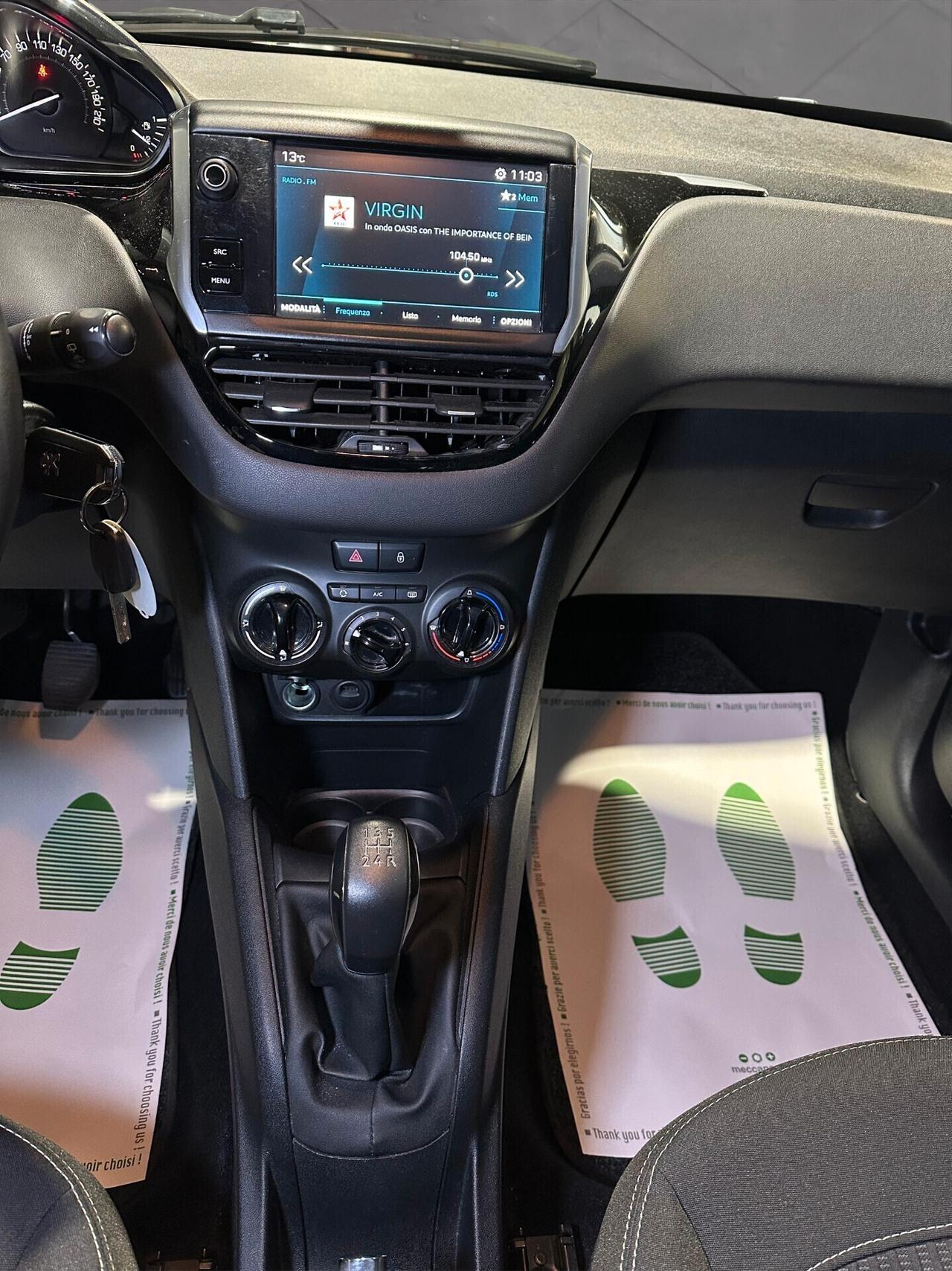 Peugeot 208 PureTech 82 5 porte Allure