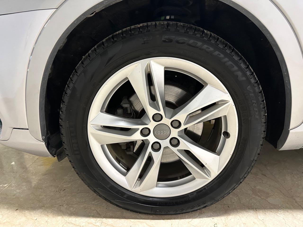 Audi Q3 2.0 TDI S Line Edition