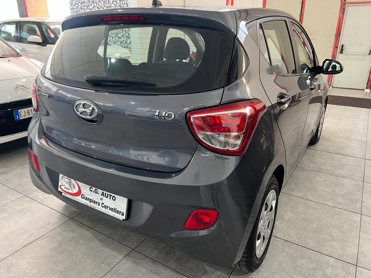 Hyundai i10 1.2 65 CV - STYLE - 2015