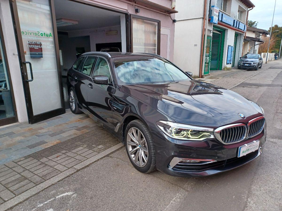 BMW - Serie 5 - 520d xDrive Touring Luxury